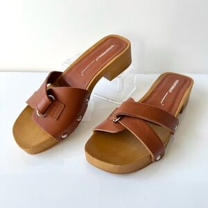 Free People x Intentionally Blank Cleo Clog Sandals in Brown Size 38/7.5-8 US